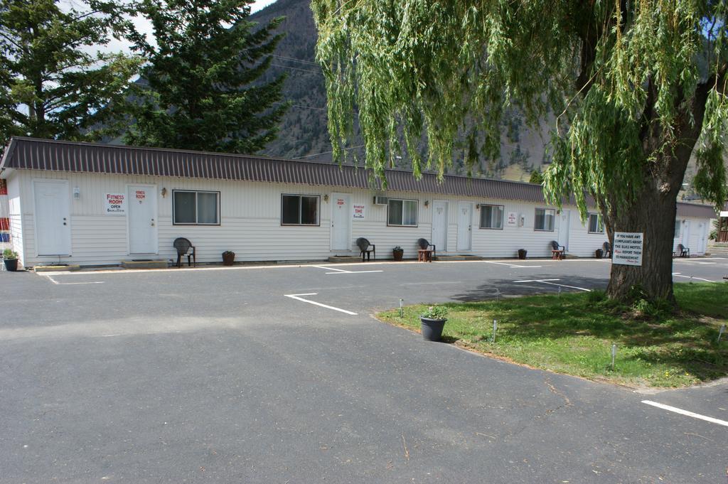 Elks Motel Keremeos Buitenkant foto